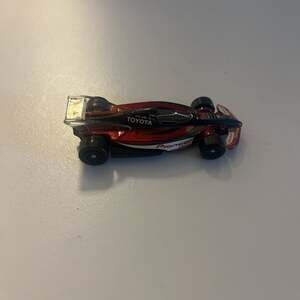 1999 Hot Wheels Red Toyota Pioneer Race Car McDonald's #24